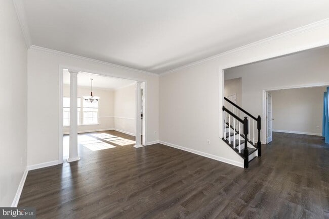 Photo - 3725 Sprigg St N