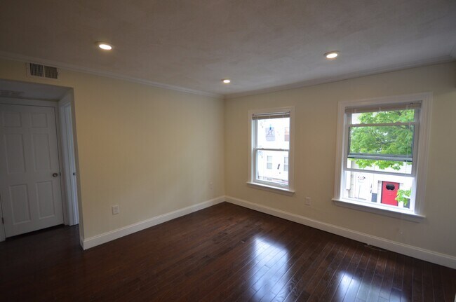 Photo - 130 Brooks St Unidad 2