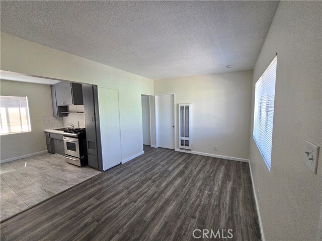 Photo - 1140 W 120th St Unit 8