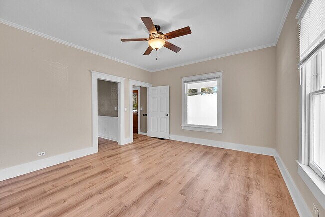 Photo - $1,750.00 - 2 Bedrooms, 1 Bathroom, Single...