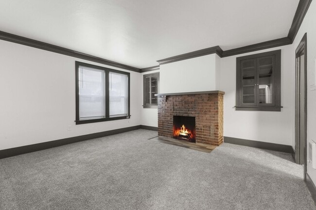 Photo - 16 N Broadway St Unit 25