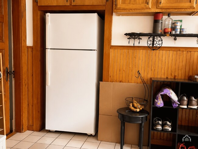 15 Bartlett St Unit 1