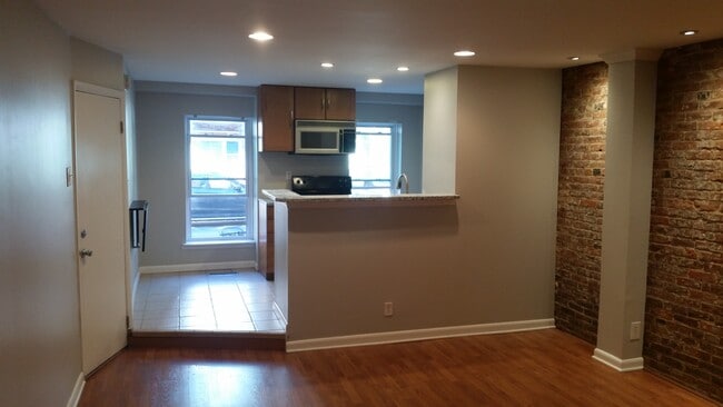 Photo - 761 S 7th St Unidad 2