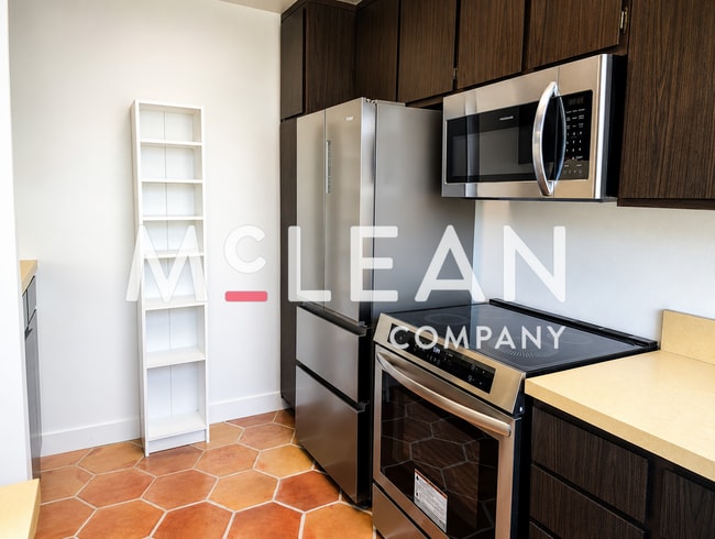 Photo - Beautiful 2BD/2BA Sunrise Oasis Condo with Resort Amenities