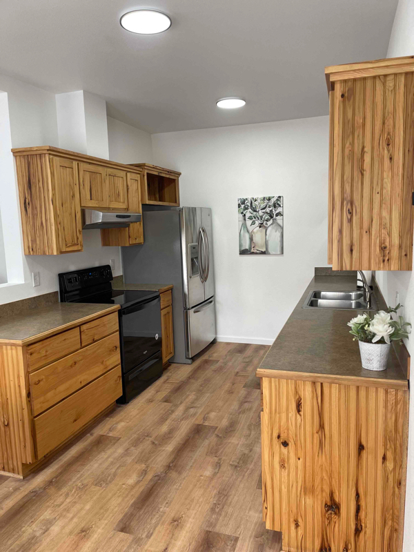 Building Photo - 257 S E St Rental
