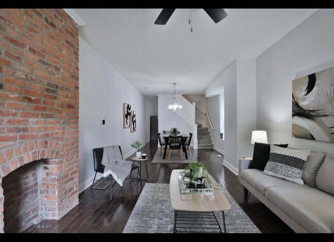 Photo - 742 Oakwood Ave