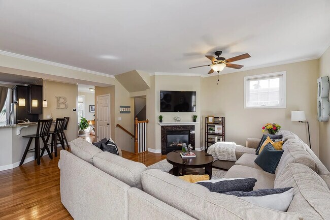 Photo - 415 N President St