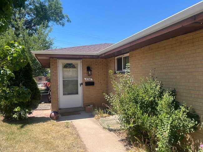 2547 S Williams St Unit 2547