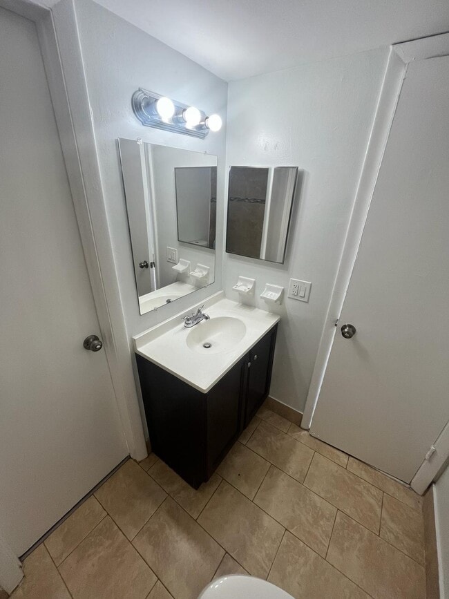 Photo - 6601 SW LLC- Davie Unit 106