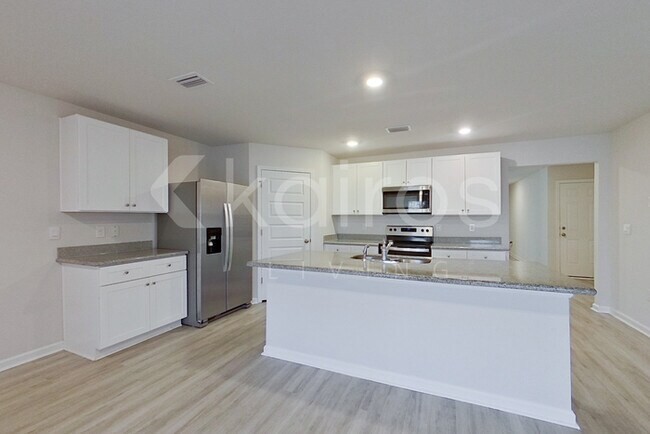 Photo - 130 Metalmark Dr