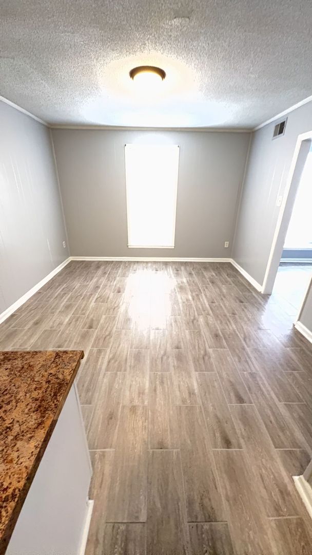 Photo - Well-Maintained 2BR/1.5BA Duplex Units with Central HVAC – Memphis - Open To Section 8