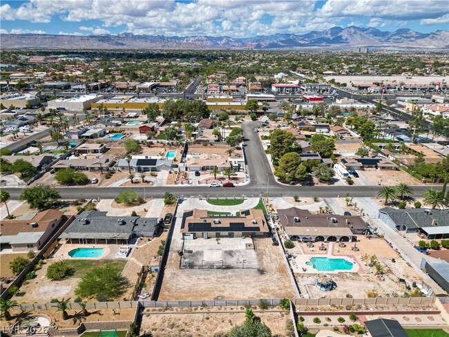 1936 Casa Vista Dr