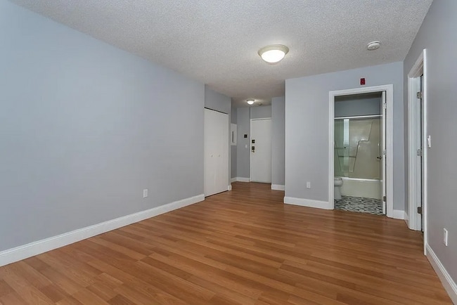 Photo - 59-69-69 Msgr Patrick J Lydon Way Unit #107