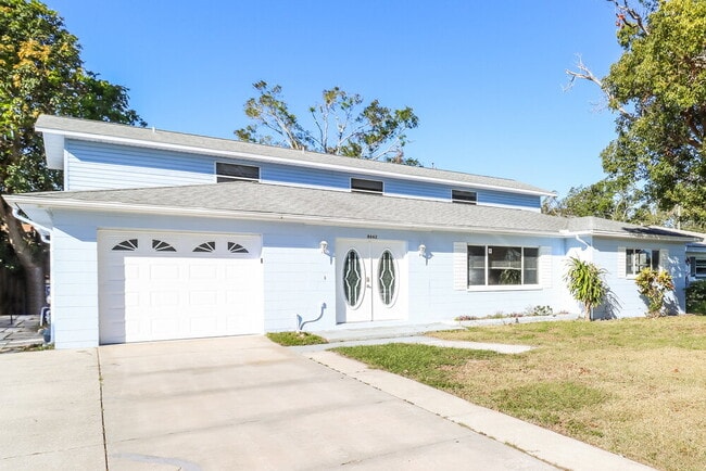 Photo - 8662 Ridge Rd