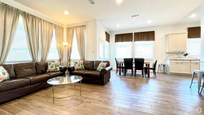 Building Photo - 4516 Bartagrass Dr Rental