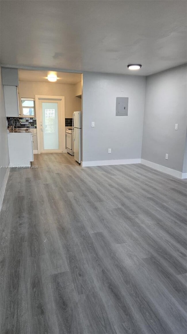 Photo - 9200 E Bay Harbor Dr Unit 6