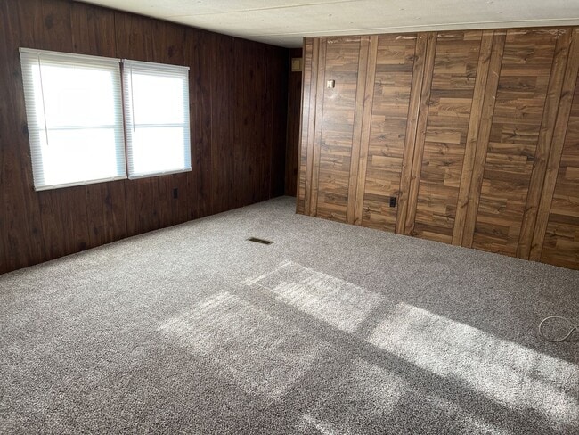 Photo - Country living at its BEST ! 2 bedroom 1 1...