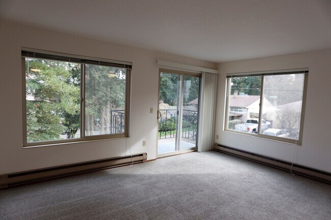 Photo - Bitter Lake Apartments