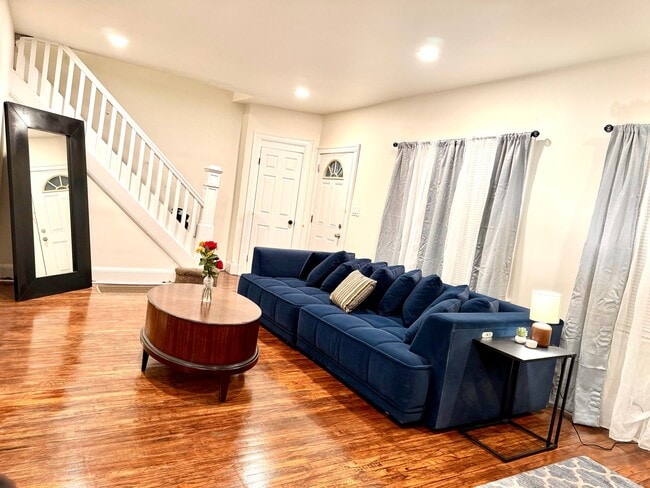 371 Piper Blvd