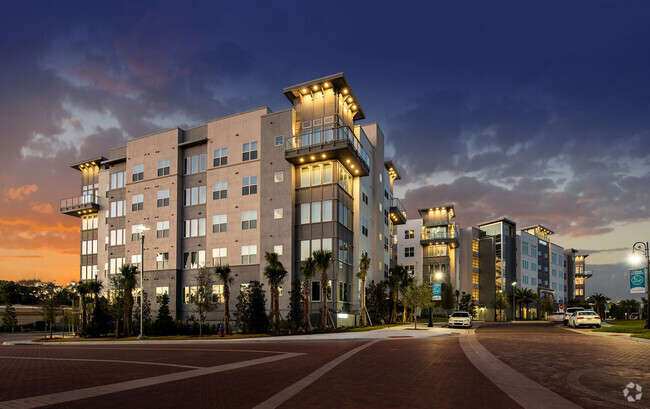 Building Photo - Sanctuary at Centerpointe Rental