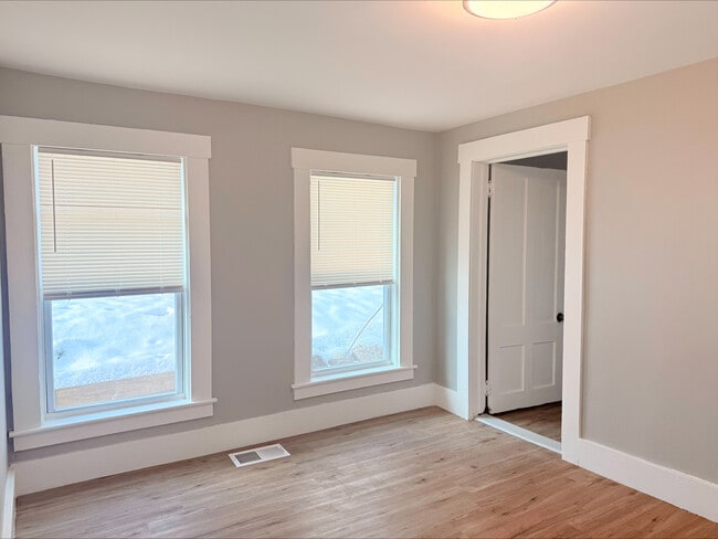 Photo - 1 West St Unit 1