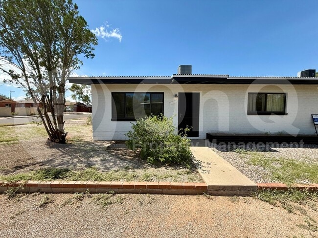 Building Photo - 1715 N Highland Ave Rental