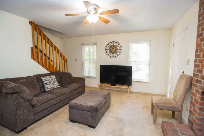 Photo - 2 bed, 1.5 bath Duplex in American Village Minutes to Duke University!
