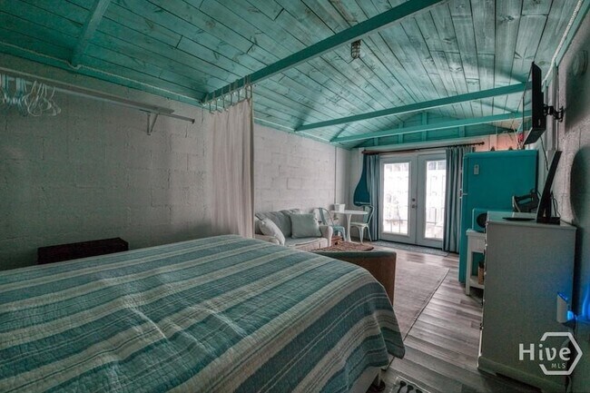 Photo - 1509 Miller Ave