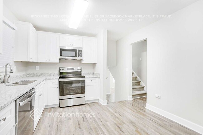 Photo - 3018 Battle Forrest Dr