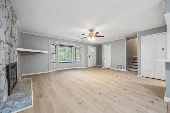 Photo - Split-Level Home in Peachtree Corners Repr...