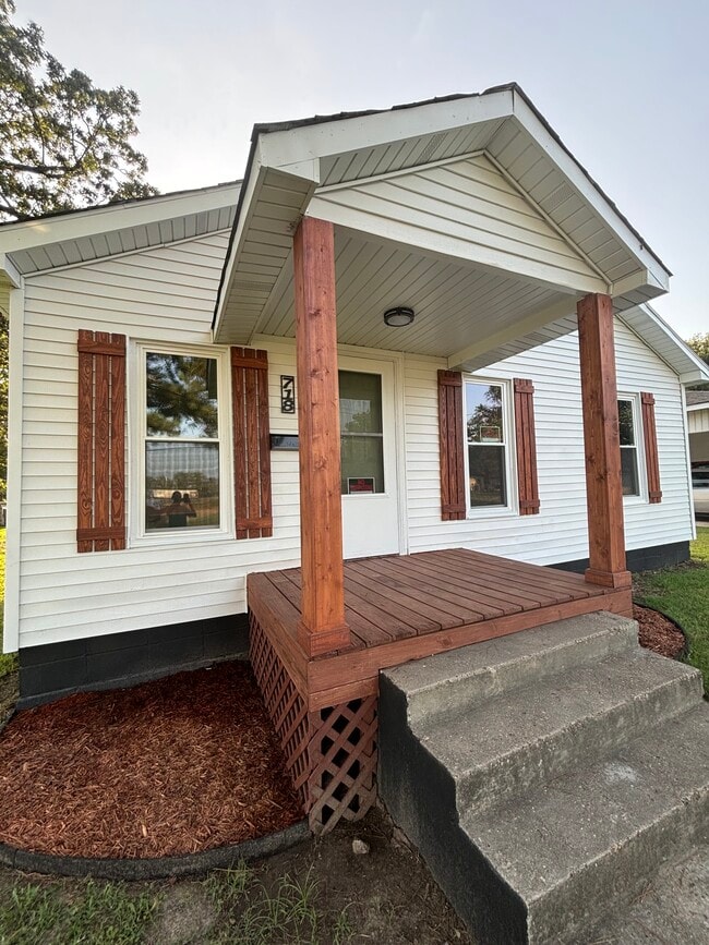 Photo - 718 S Pine St