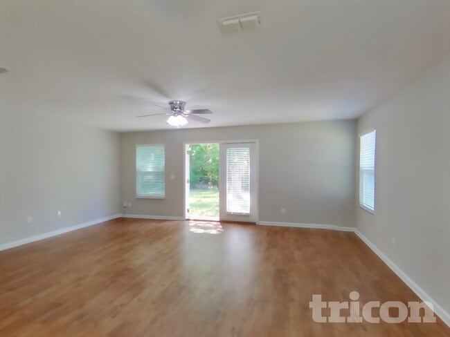 Photo - 4480 Glendas Meadow Dr