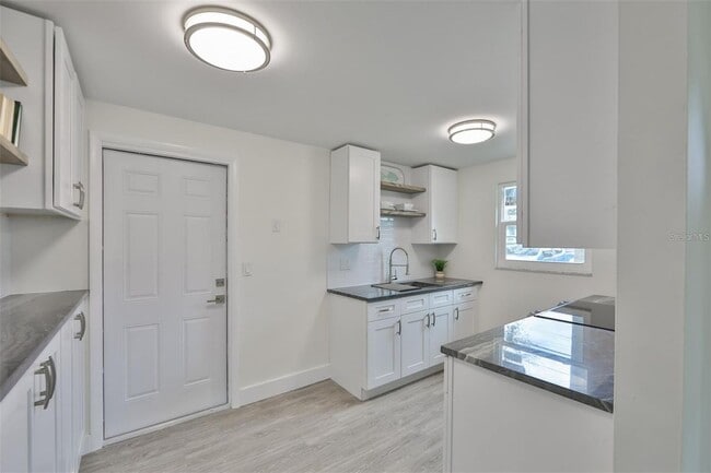 Photo - 2028 N Betty Ln