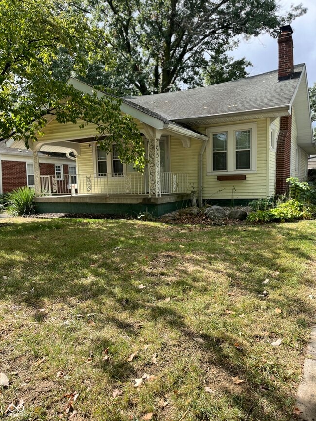 Photo - 1456 N Bosart Ave