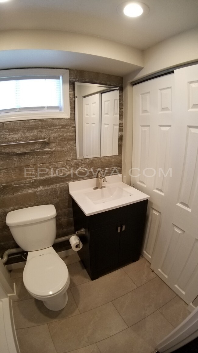 Photo - 1619 11th St NW