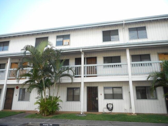 Building Photo - Pearl Horizon Split-Level Townhouse 2 bedrooms, 1.5 bath with 2 parking stalls