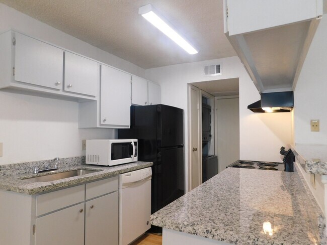 Photo - 12660 Ashford Point Dr Unidad 207