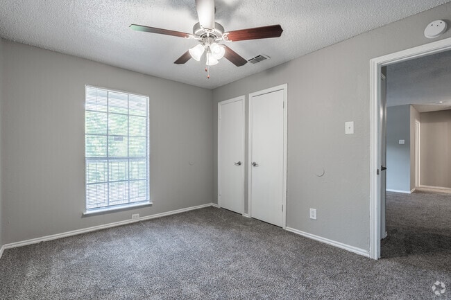 2BR, 2BA