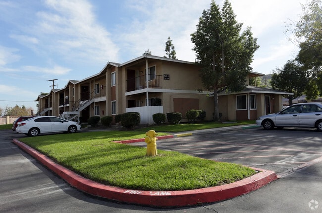Mountain Gate Apartments - Mountain Gate Apartments