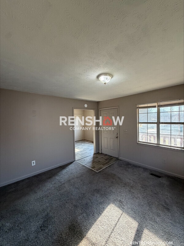 Photo - 341 Lincoln St