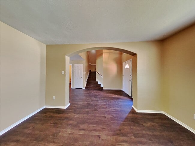 Photo - 149 Bristol Bend Ln