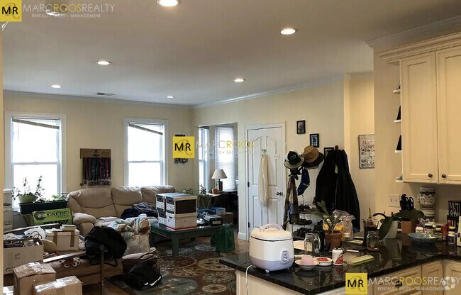 Building Photo - 20 Armstrong St Unit 1 Rental