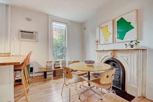 Photo - 520 Manila Ave Unit 1