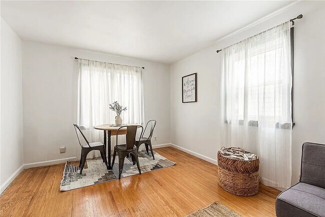 Photo - 105 Southview Terrace