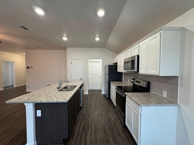 Photo - 1417 E Jasper Dr