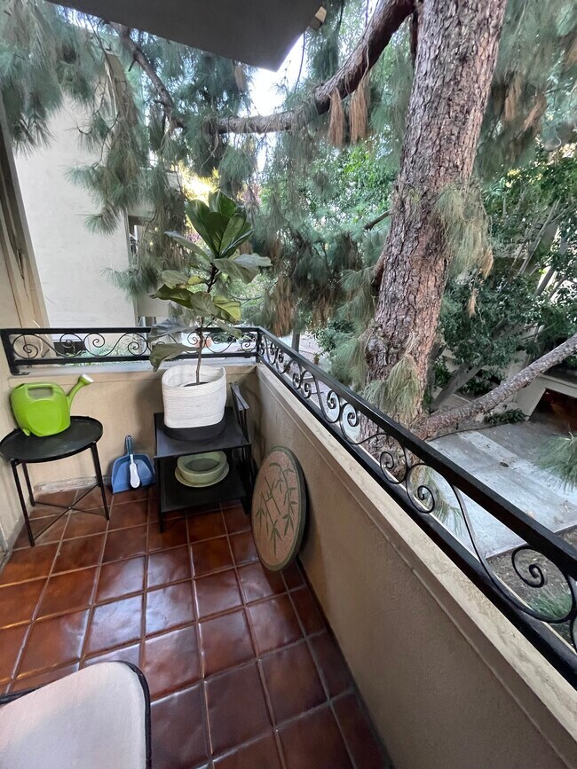 Photo - 6728 Hillpark Dr Unidad Z.#308