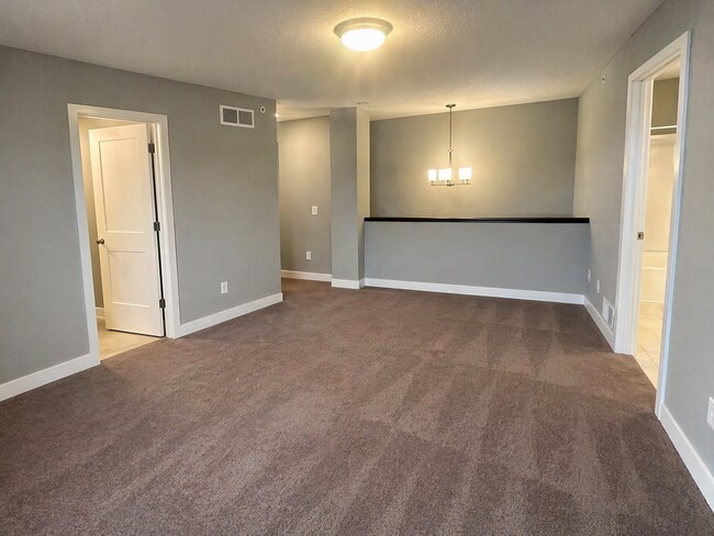 Photo - 19490 Butternut Ct