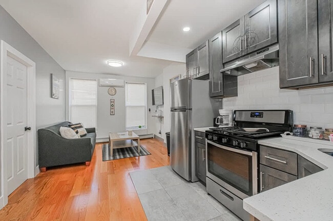 Photo - 479 Putnam Ave Unit SI ID1470321P