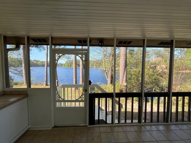 Photo - 6905 Cleaton Rd