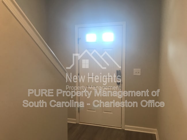 Photo - 160 Buchanan Cir